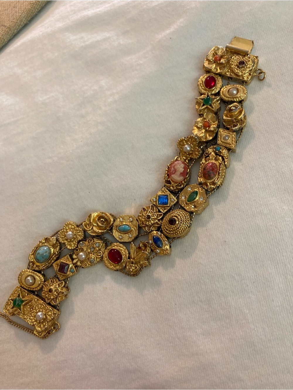 Goldette Signed Vintage Double Slide Bracelet Cameos Faux Gemstones - Picture 2 of 11